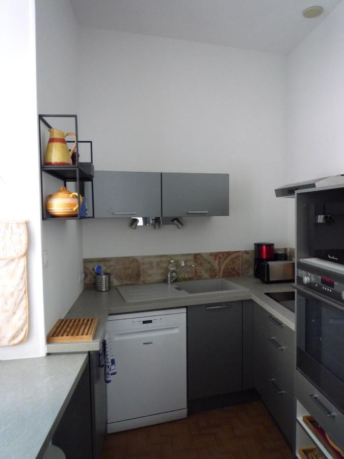 Appartement Avignon Centre Intra Muros Cour Exterieure Parking Prive Gratuit Eksteriør bilde